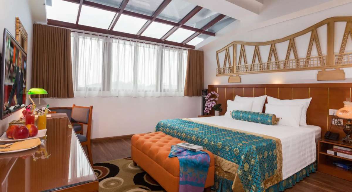 Suite City View tại Hanoi Golden Holiday Hotel