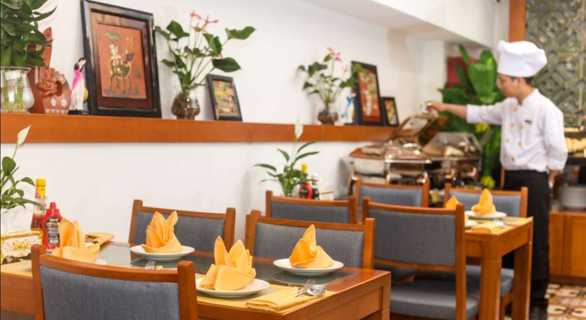 Nhà hàng tại Hanoi Golden Holiday Hotel