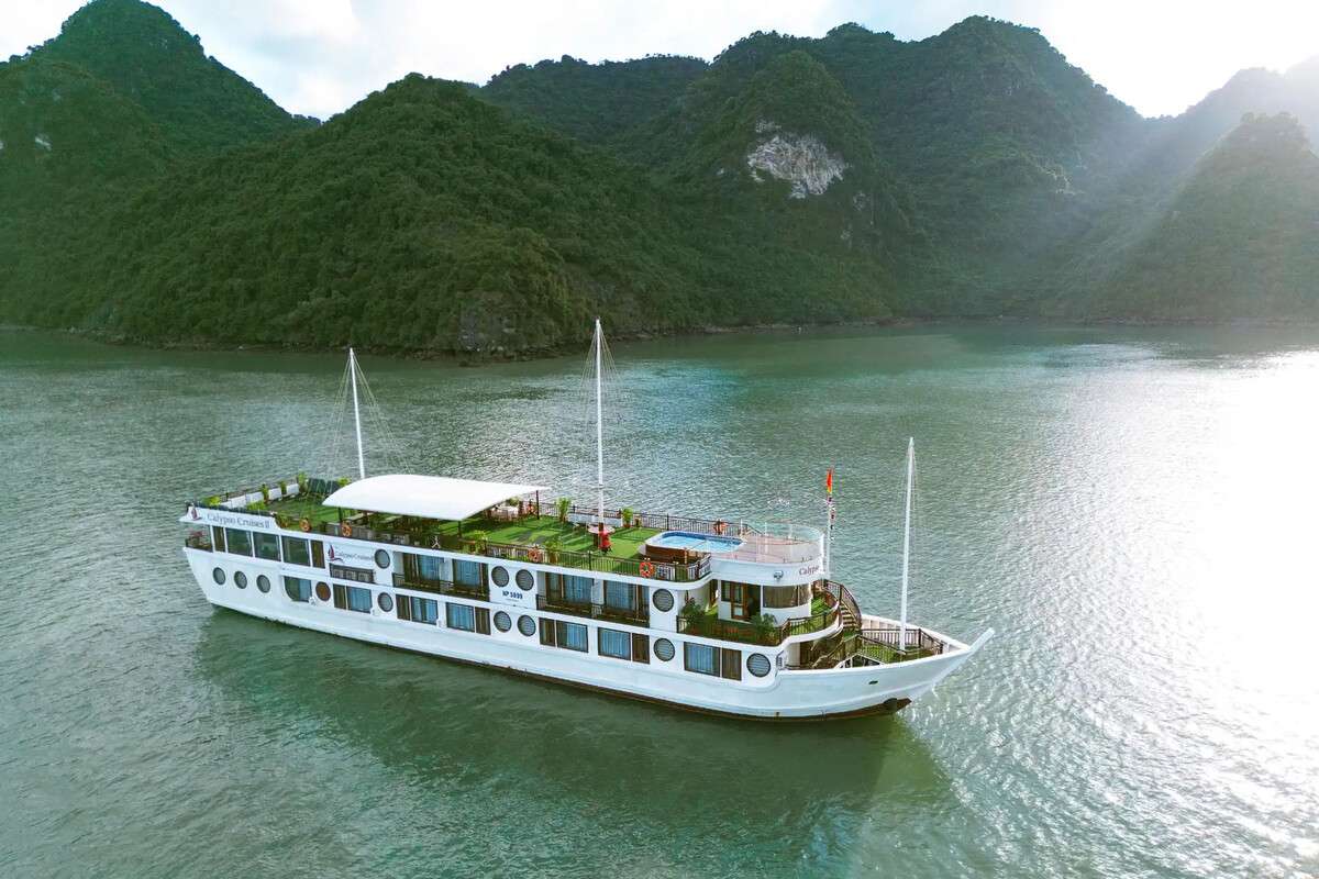 Khám phá Vịnh Lan Hạ với Du thuyền 4 sao - Homestay Hải Phòng