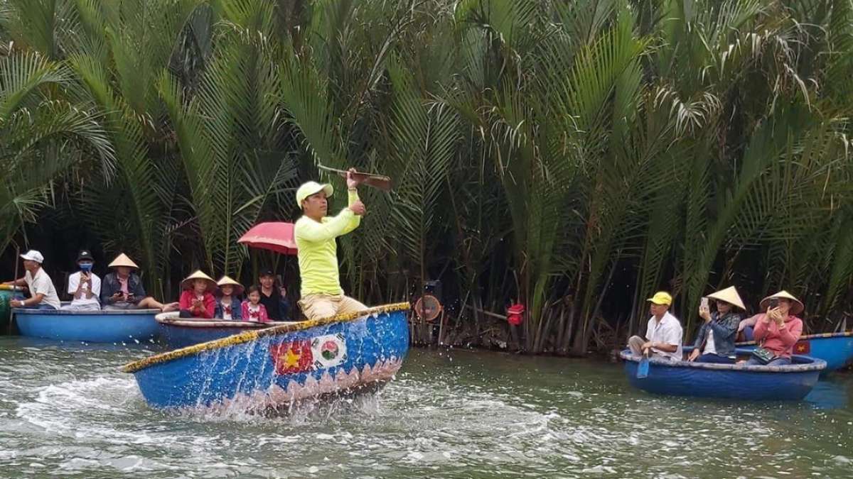 Nhà cổ Tấn Ký trên đường Nguyễn Thái Học, Hội An
