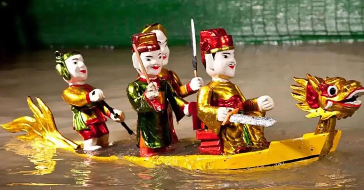 Múa rối nước tại nhà hát Rồng Vàng thành phố Hồ Chí Minh
