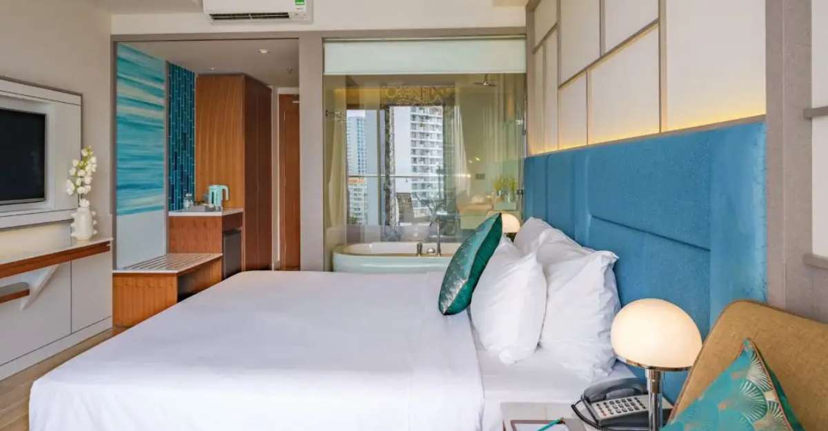 Không gian Premier Double tại Seaesta Nha Trang Hotel