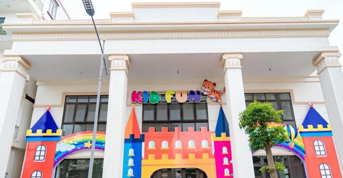 Khu vui chơi trẻ em tại D'Lioro Hotel & Resort