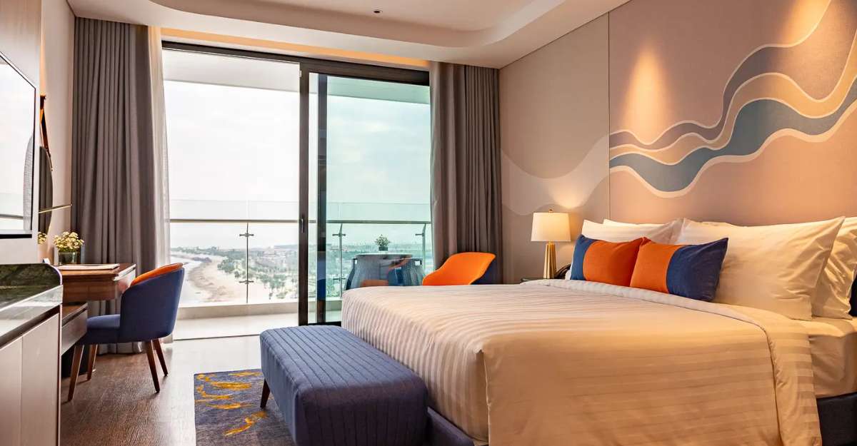 Không gian phòng Premier Sea King tại Dream Dragon Resort