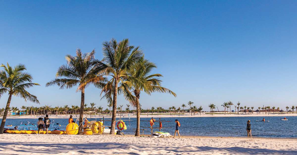 Khu nghỉ dưỡng Dream Dragon Resort sở hữu bãi biển riêng