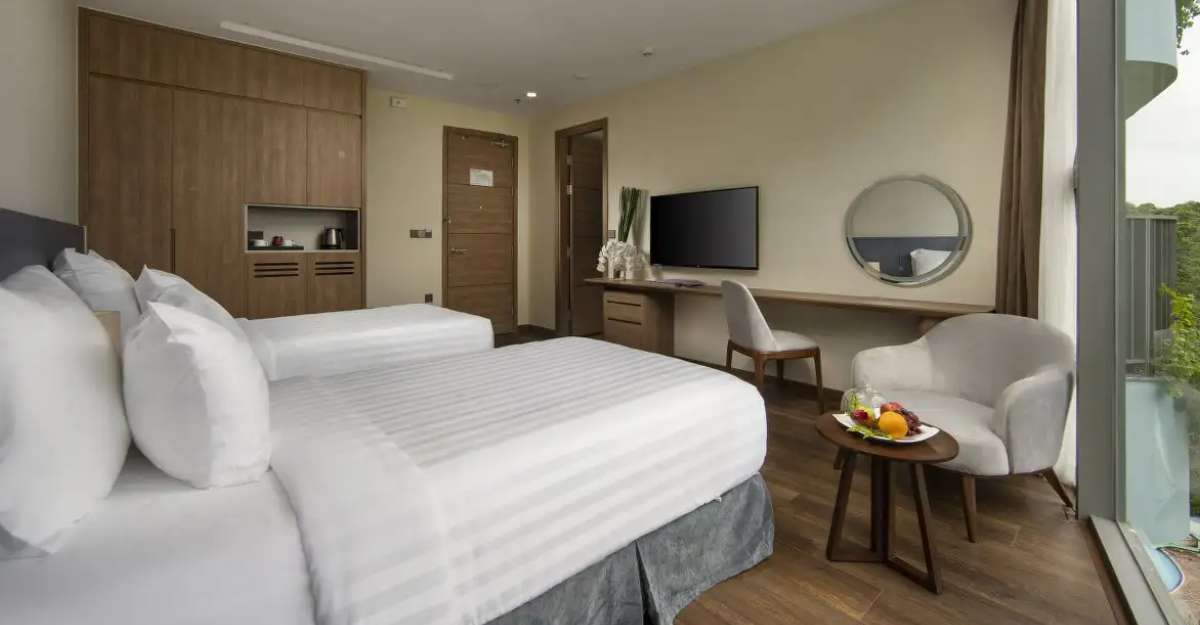 Flamingo Cát Bà Beach Resort phòng Deluxe Twin