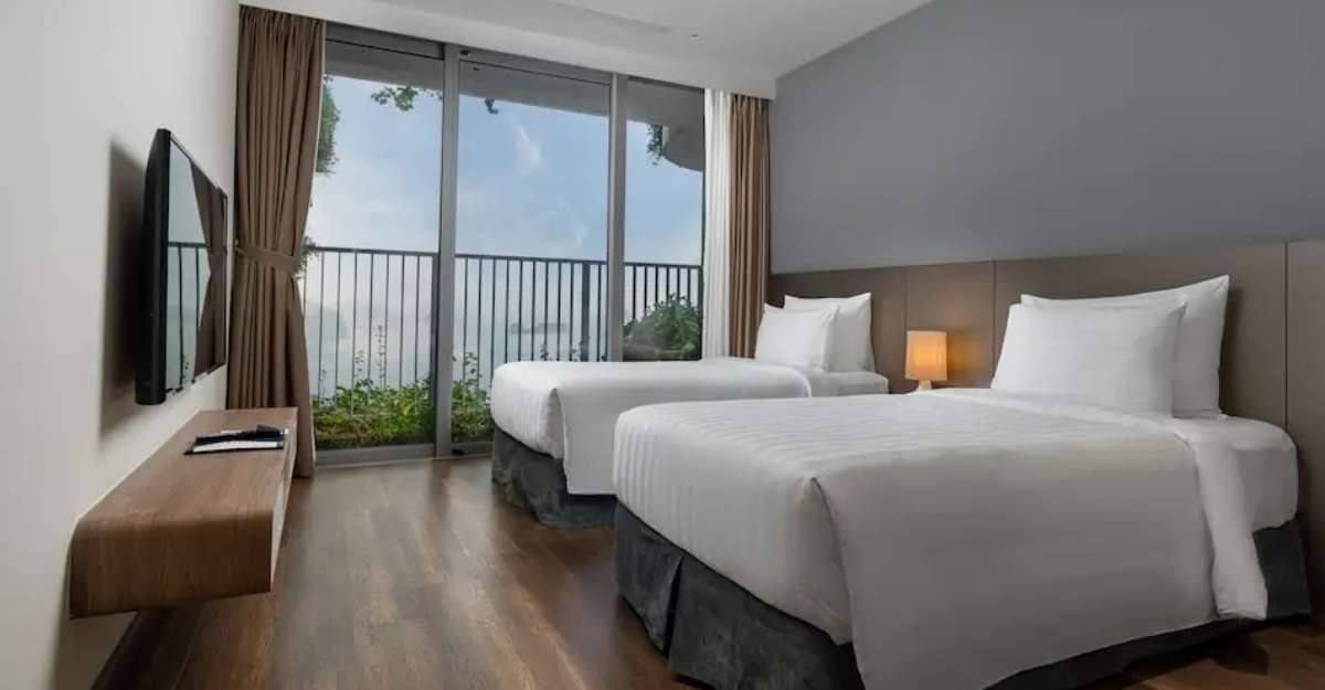 Flamingo Cát Bà Beach Resort phòng Two Bedroom Deluxe Residence