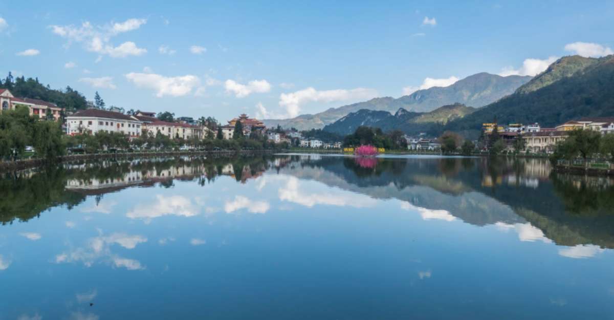 Hồ Sapa