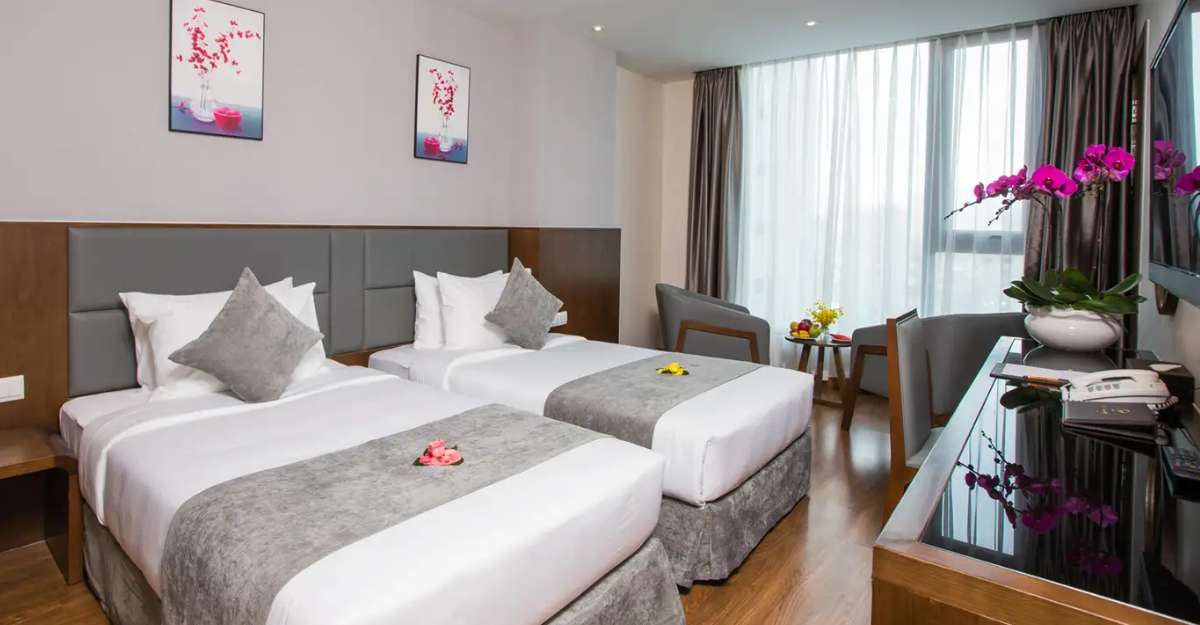 Phòng Deluxe Room City View tại DTX Hotel Nha Trang