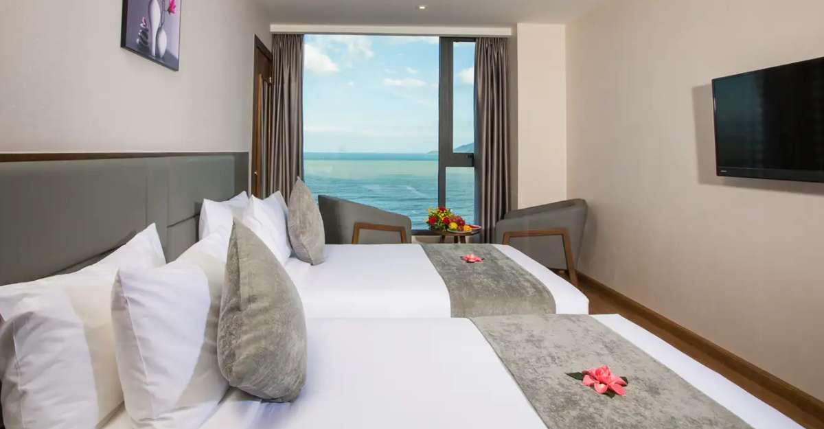 Phòng Family Deluxe Ocean View tại DTX Hotel Nha Trang