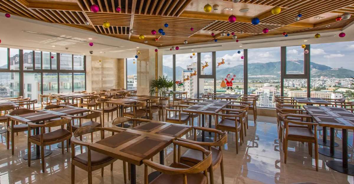 Nhà hàng tại DTX Hotel Nha Trang