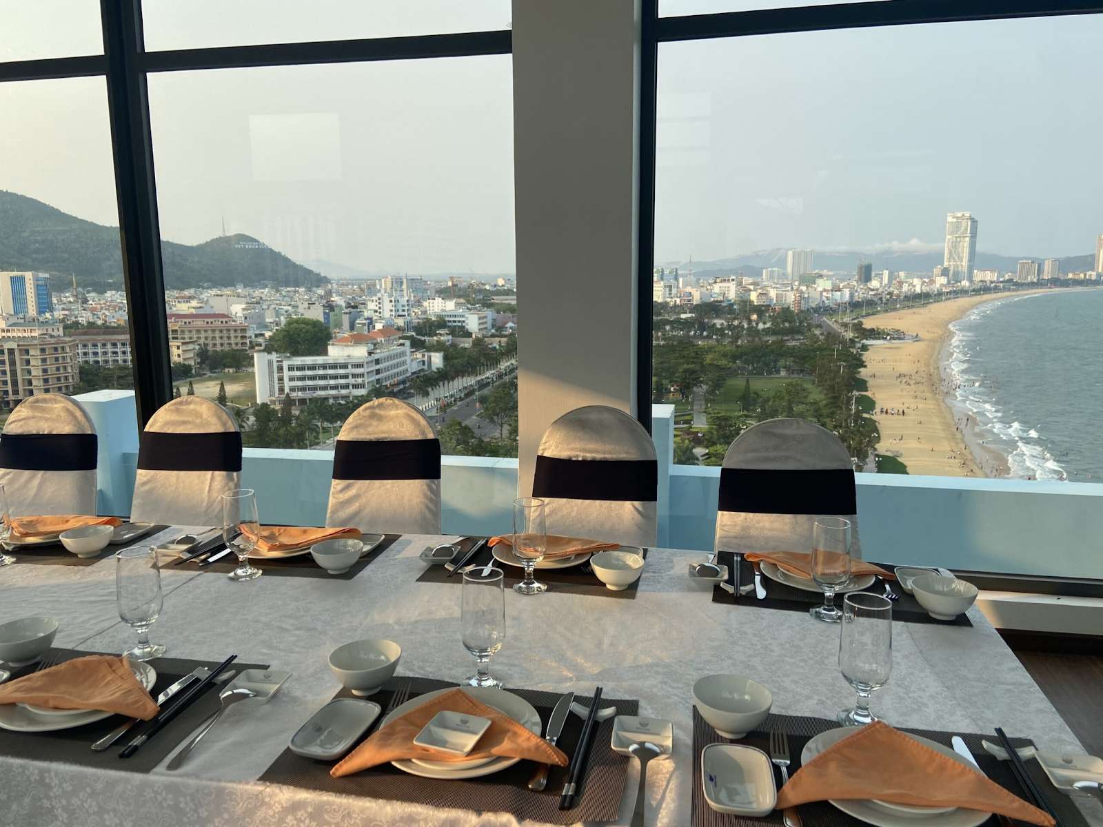 Nhà hàng Vip Panorama tại Seagull Hotel