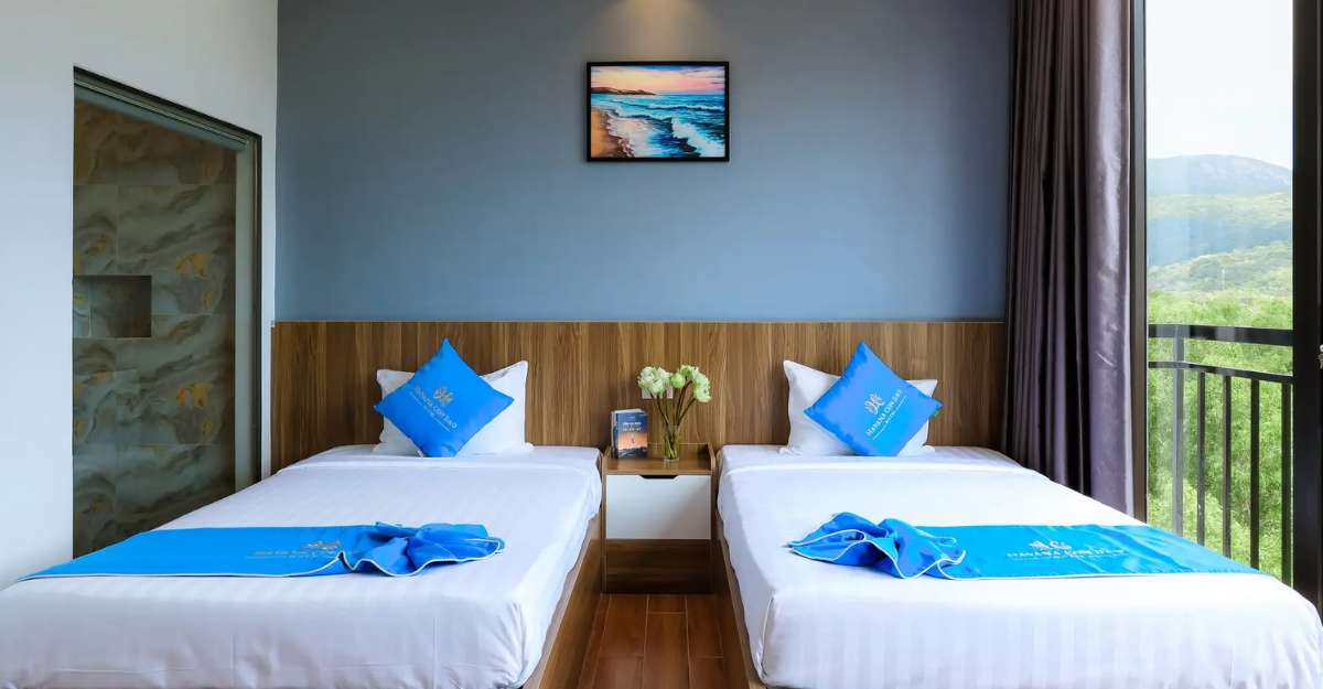 Hạng phòng Superior Mountain View tại Havana Con Dao Hotel