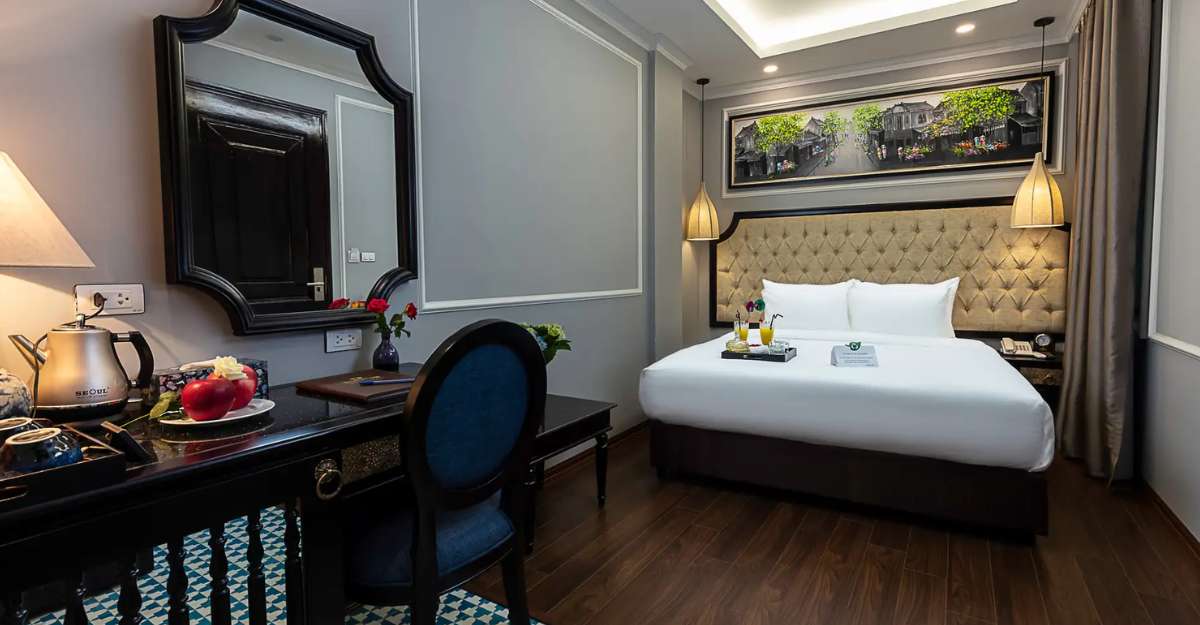 Deluxe Double With Window tại Babylon Premium Hotel & Spa