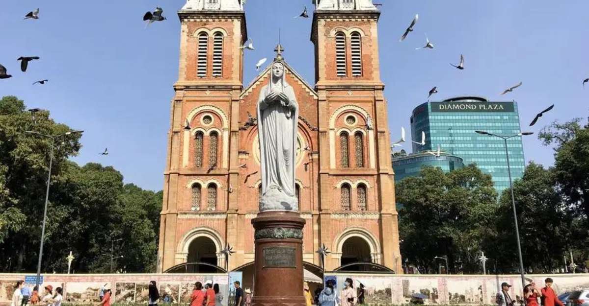 Nhà thờ Đức Bà