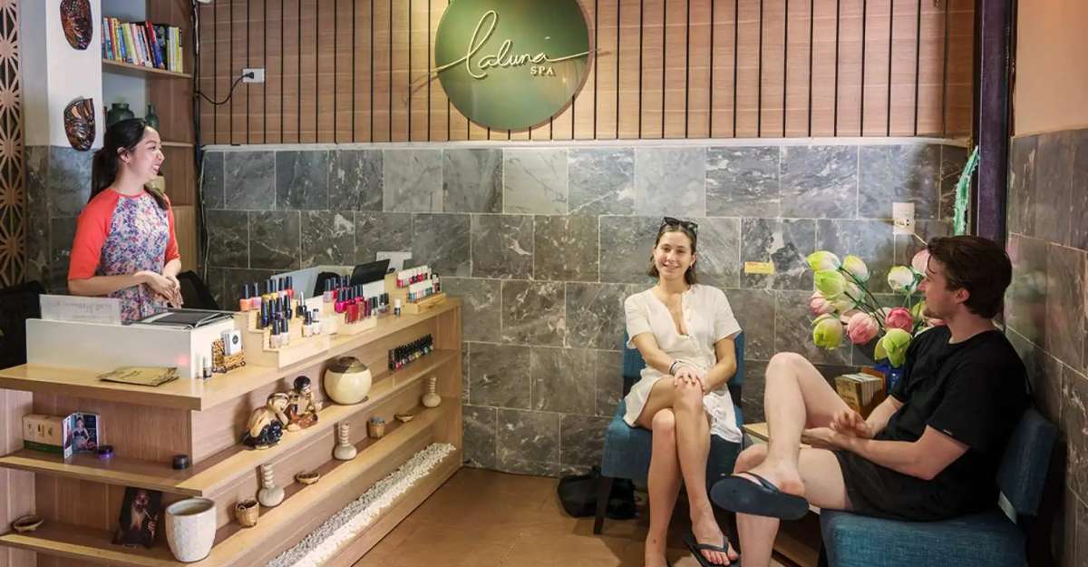 Trải nghiệm La Luna Spa: Ashiatsu đặc trưng và Massage chữa bệnh bằng âm thanh