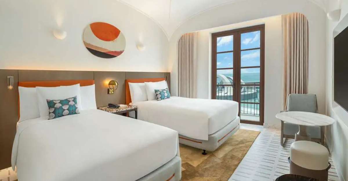 Phòng Twin Balcone Ocean View tại La Festa Phu Quoc