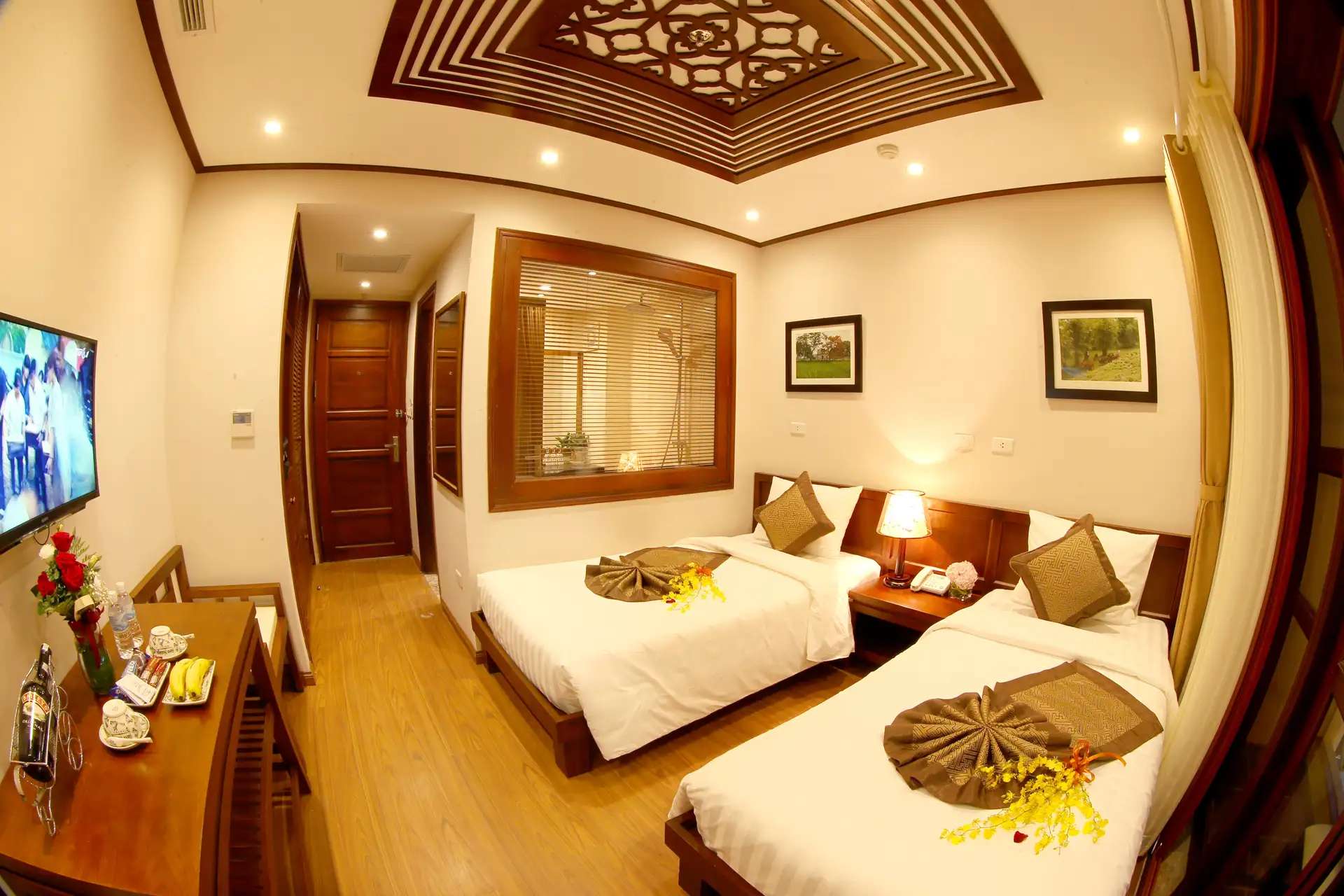 Phòng Historical Twin tại Hanoi Nostalgia Hotel & Spa