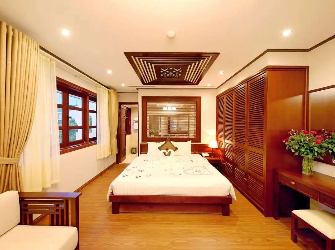 Phòng Ancient Suite Pool City View tại Hanoi Nostalgia Hotel & Spa