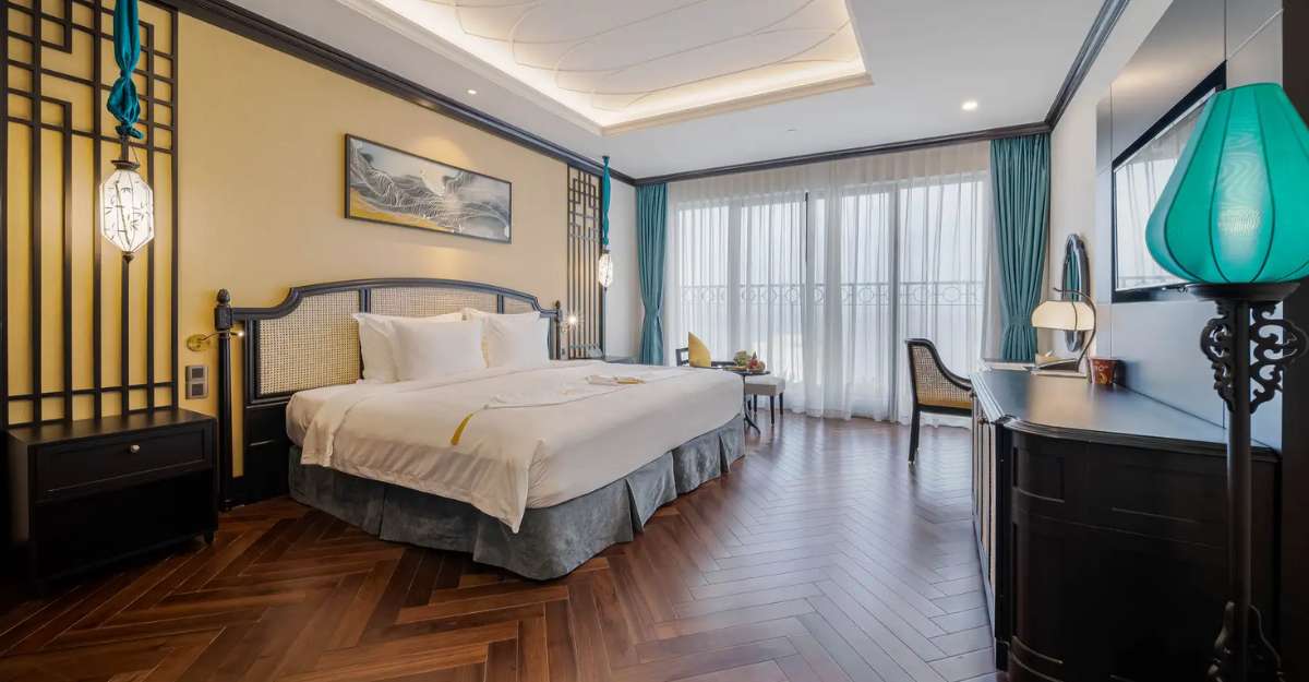 Phòng Deluxe Ocean King tại Potique Hotel