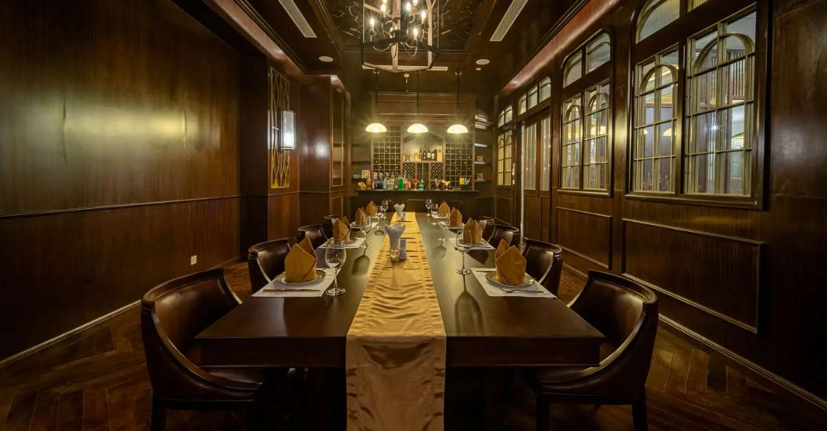 Indochine Restaurant tại Potique Hotel