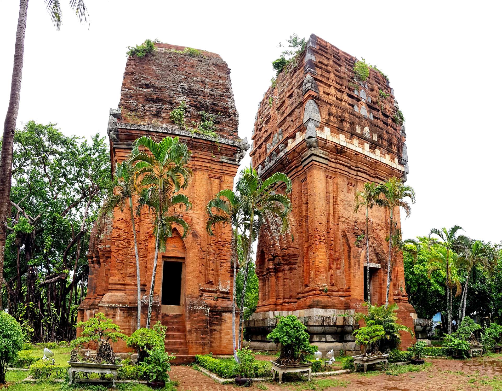 Tháp Đôi Quy Nhơn
