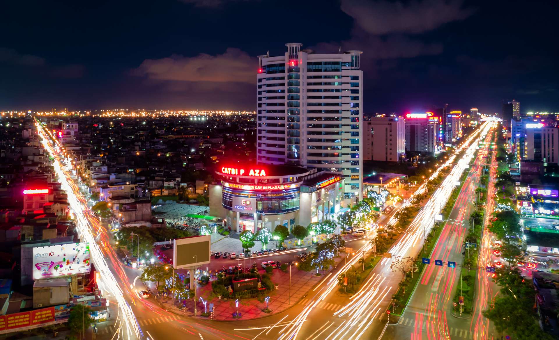 Toàn cảnh thành phố Hải Phòng sầm uất