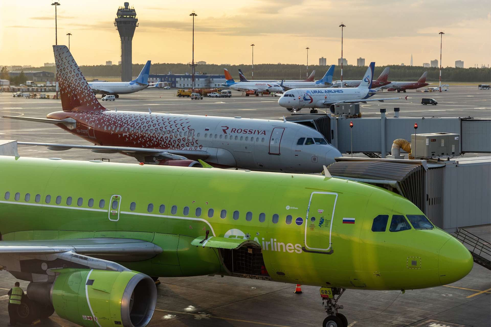 Hãng hàng không hợp tác với sân bay Pulkovo