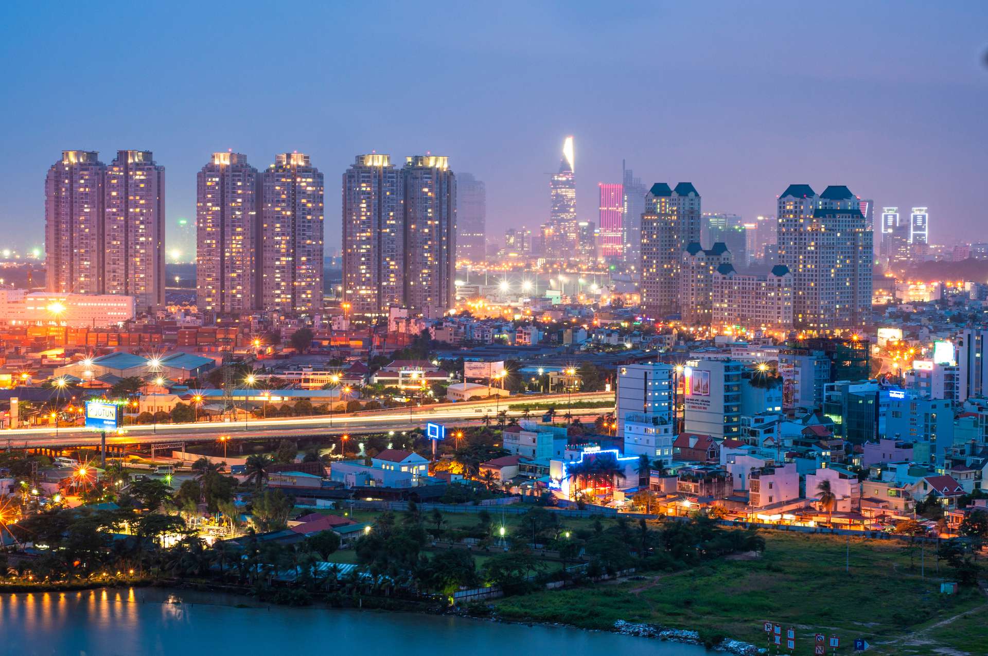 Thành phố bên sông Sài Gòn
