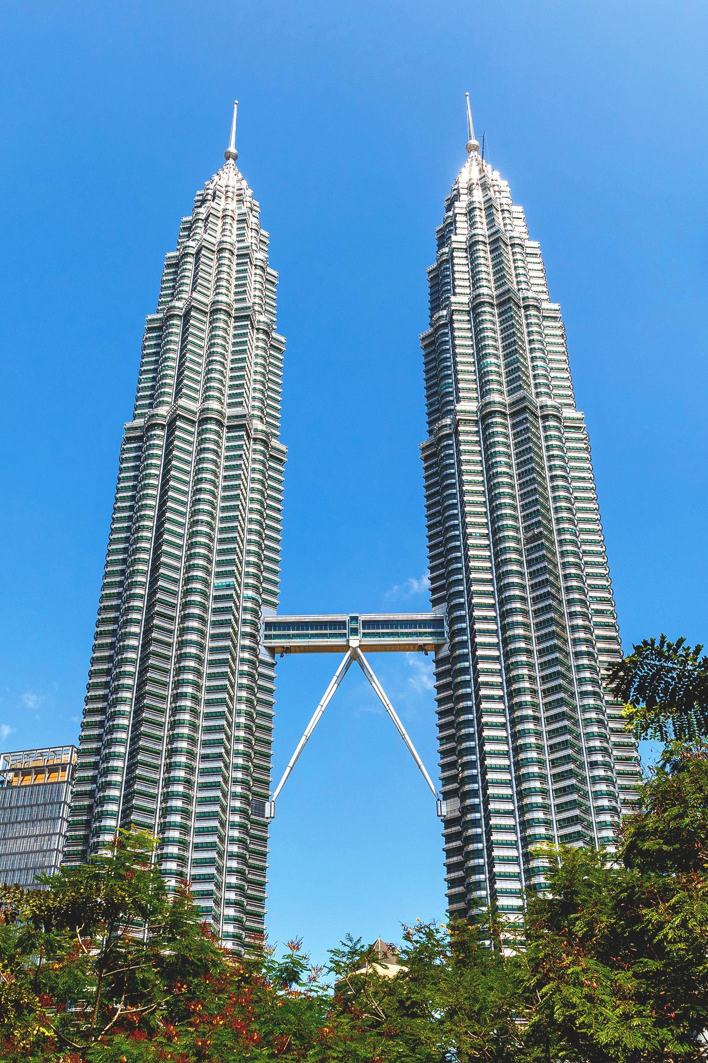 Cruise dari Malaysia