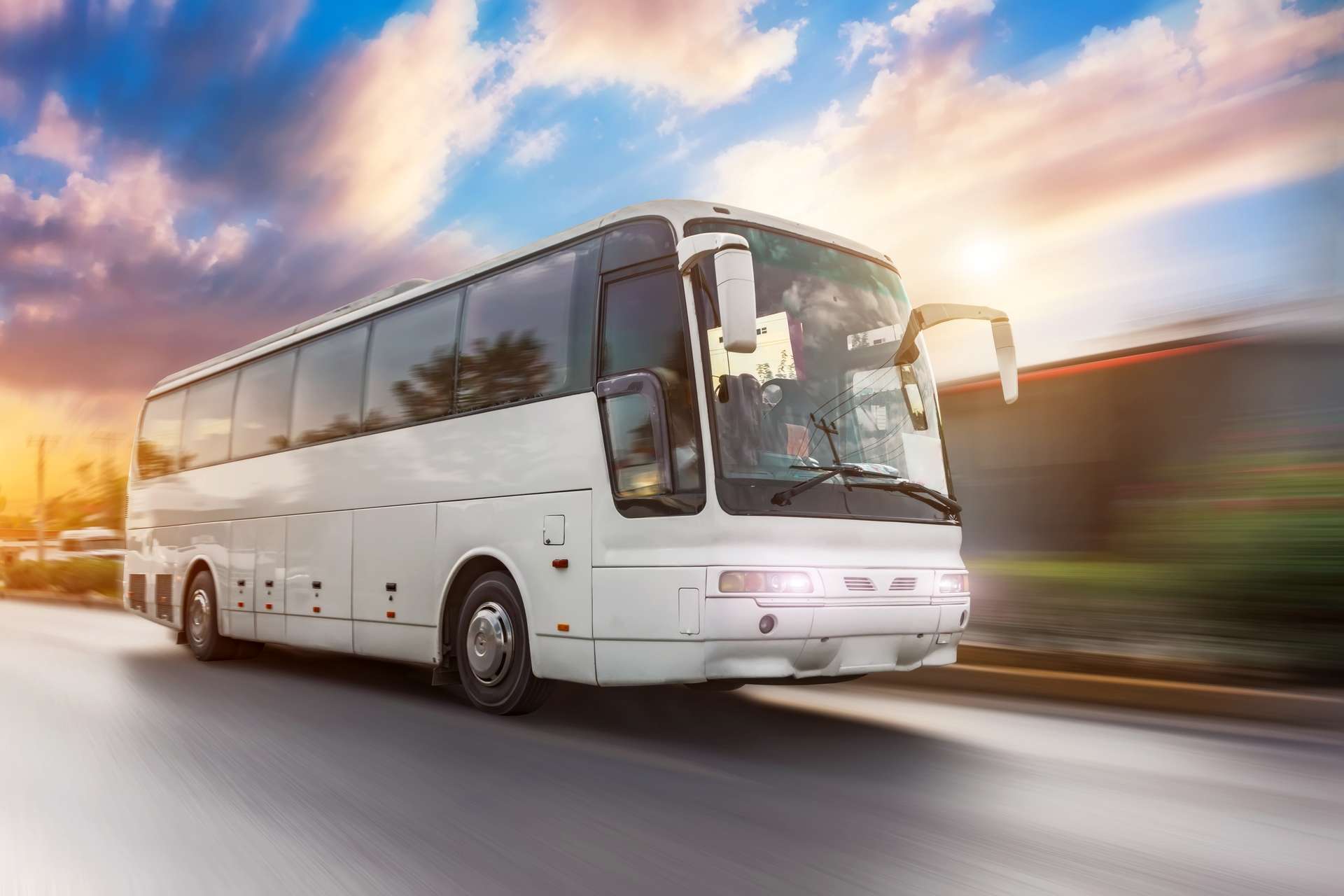 Xe khách Đà Nẵng Vinh là một trong các phương tiện phổ biến