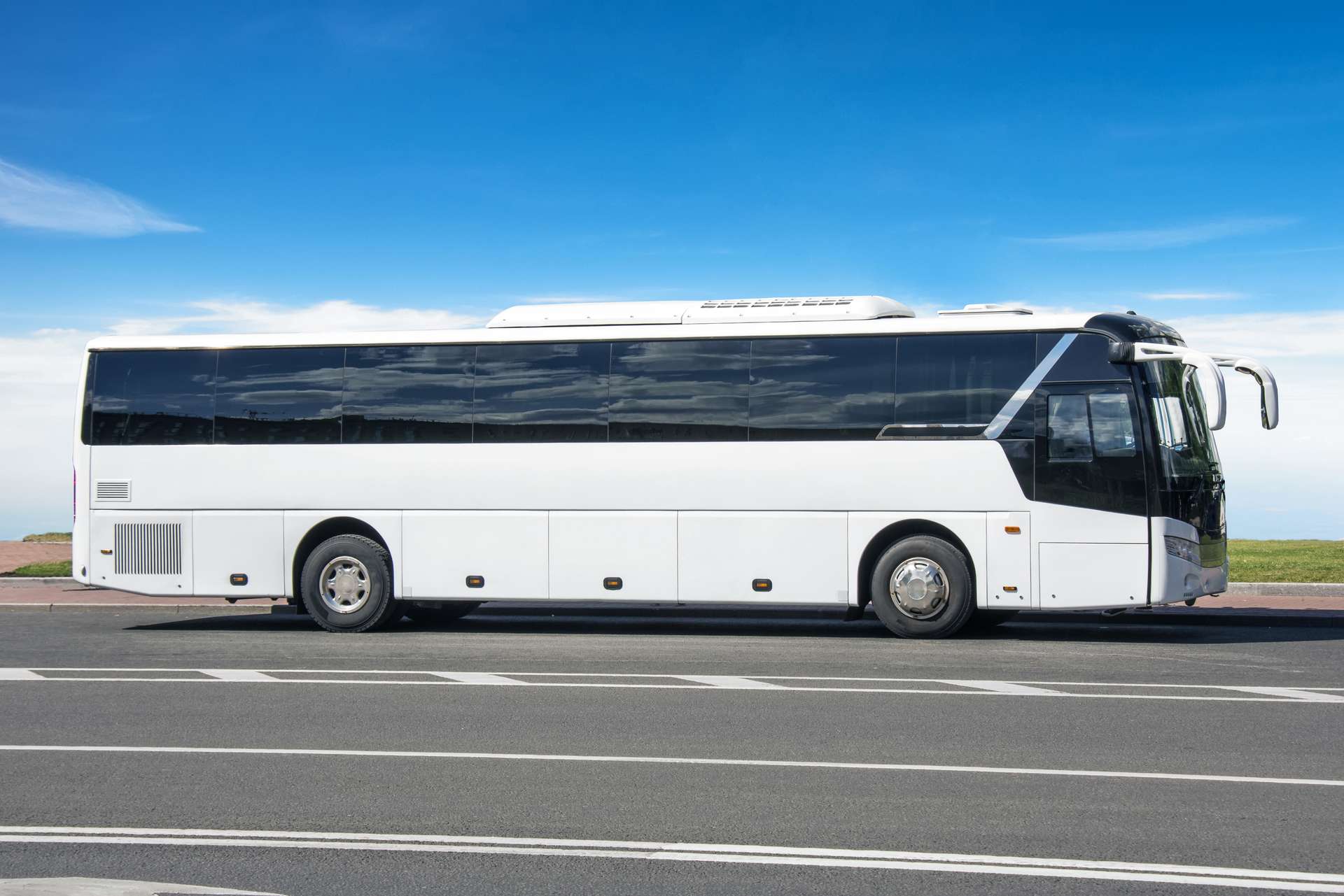 Các xe khách từ Bình Dương đi Kiên Giang sẽ chạy trên đường cao tốc để tiết kiệm thời gian