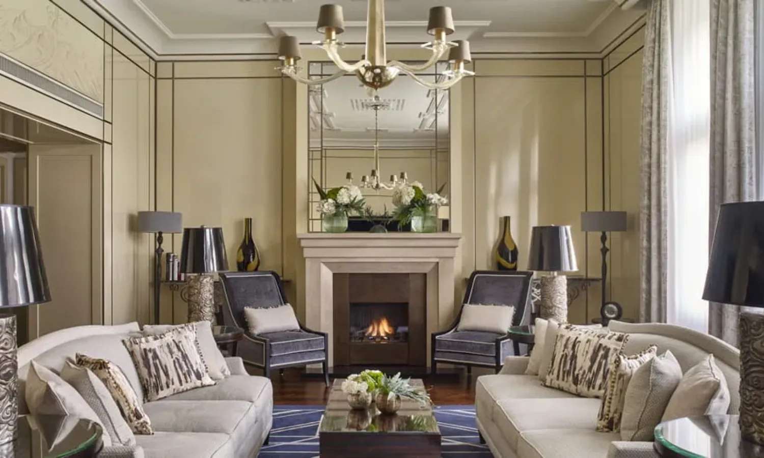 Khách sạn Four Seasons Hotel Gresham Palace tại Budapest