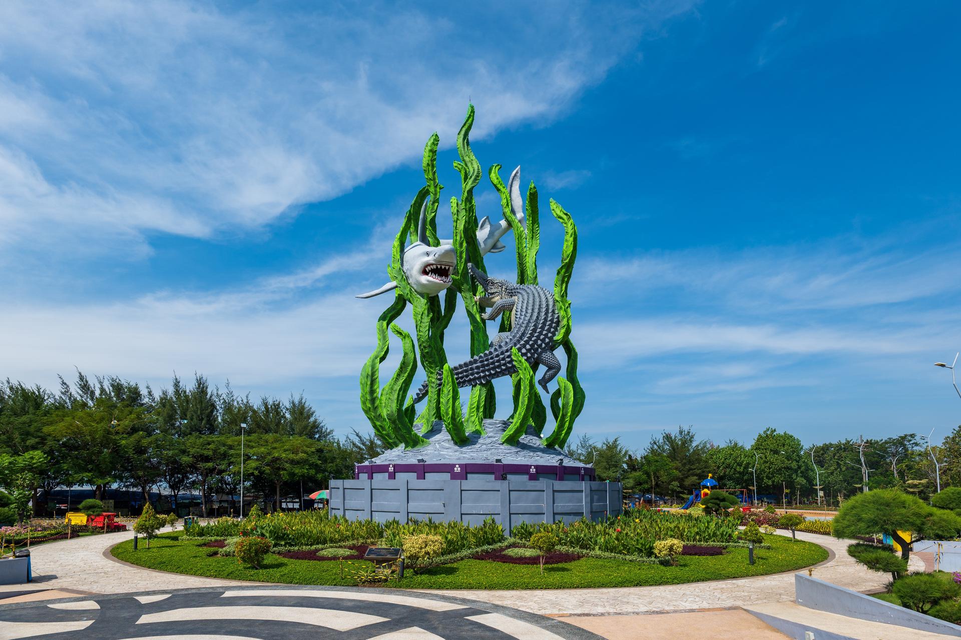 Taman Surabaya - Patung Suro Boyo