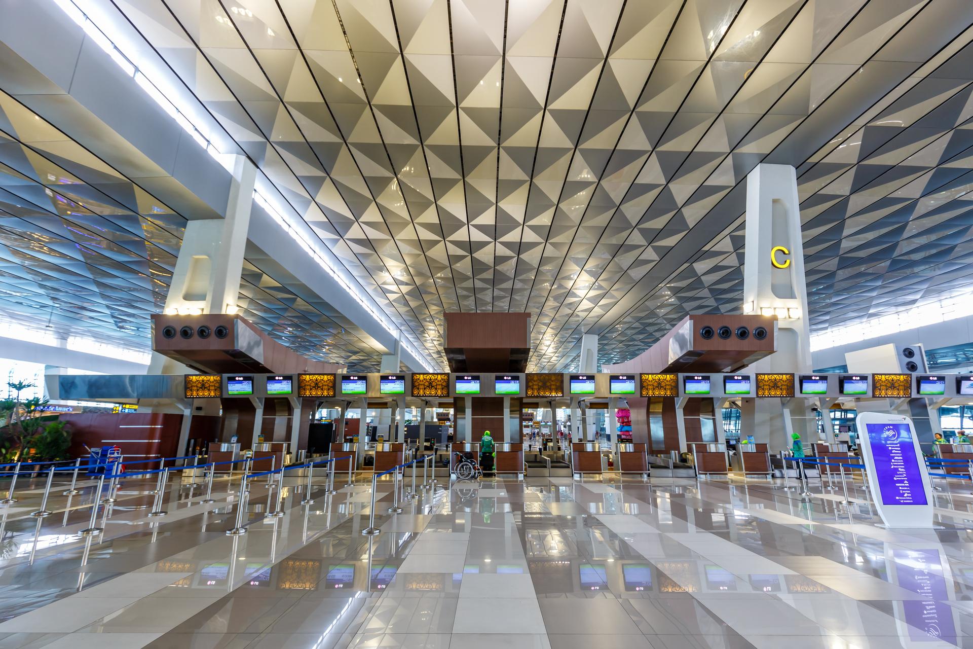 Bandar Udara Internasional Soekarno Hatta (CGK)