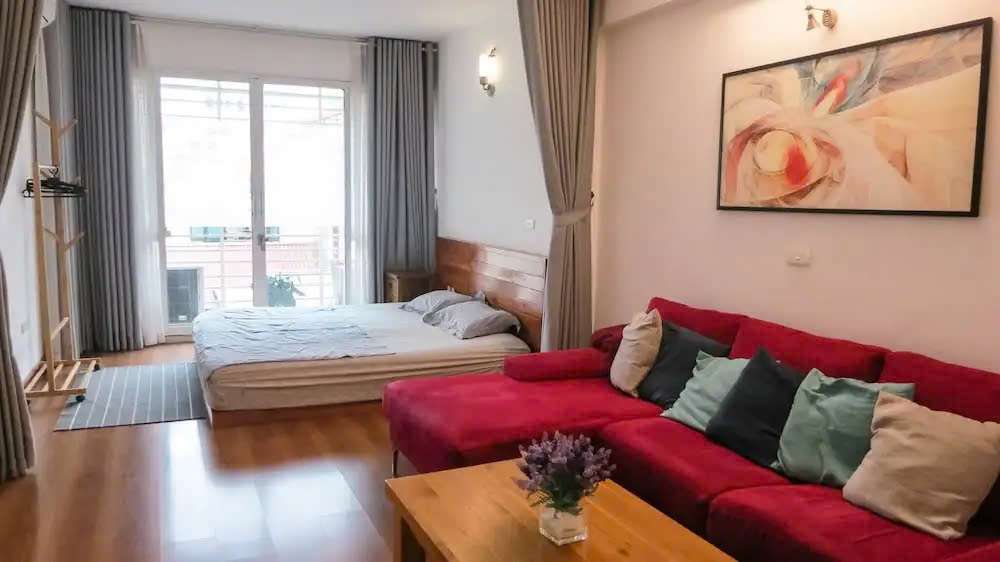 Wind Chimes Hideaway - Apartment In Central Hanoi được véo von như ốc đảo riêng tư giữa lòng thành phố - Khách sạn Hà Nội