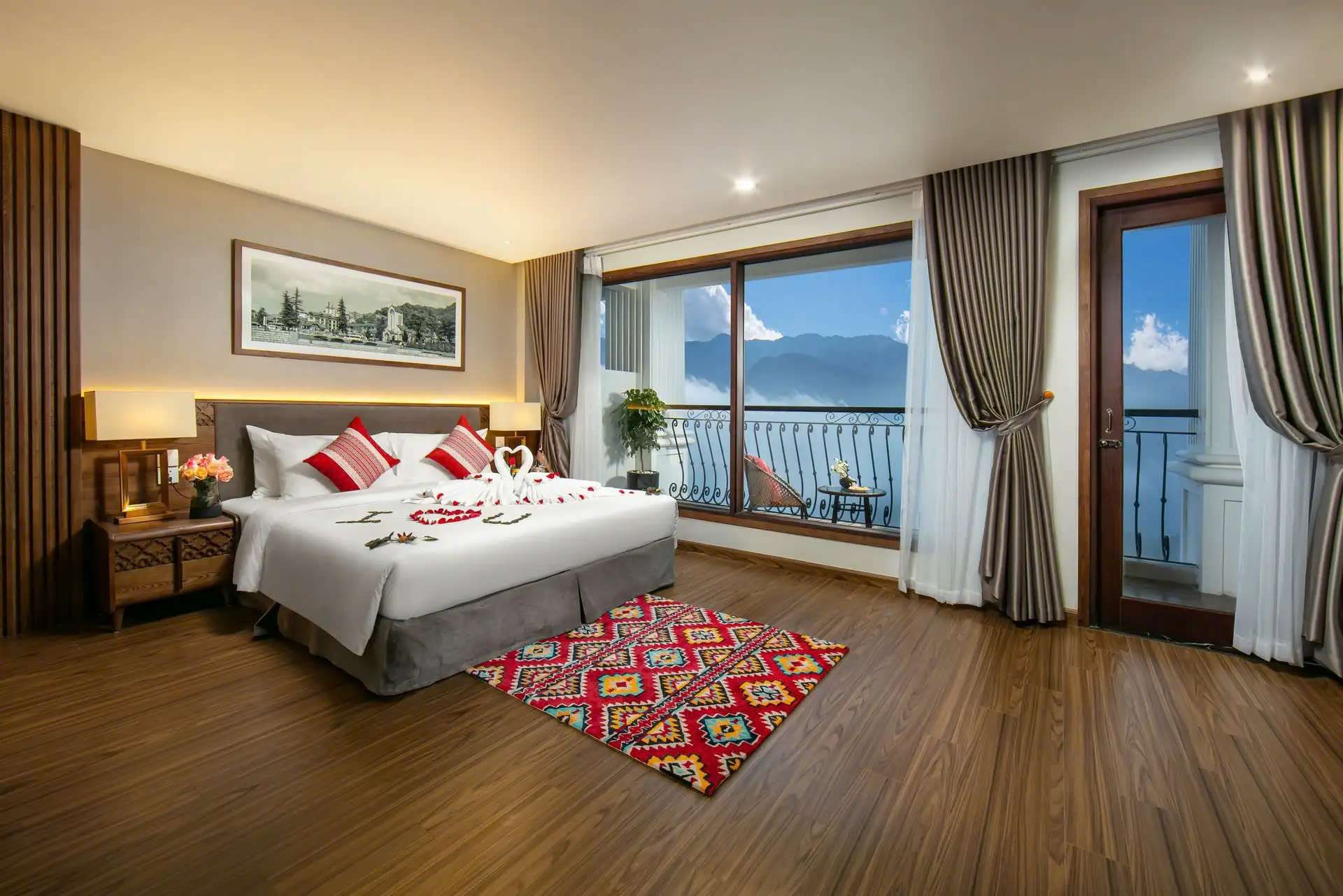 DeLaSol Sapa Hotel - Khách sạn Sapa