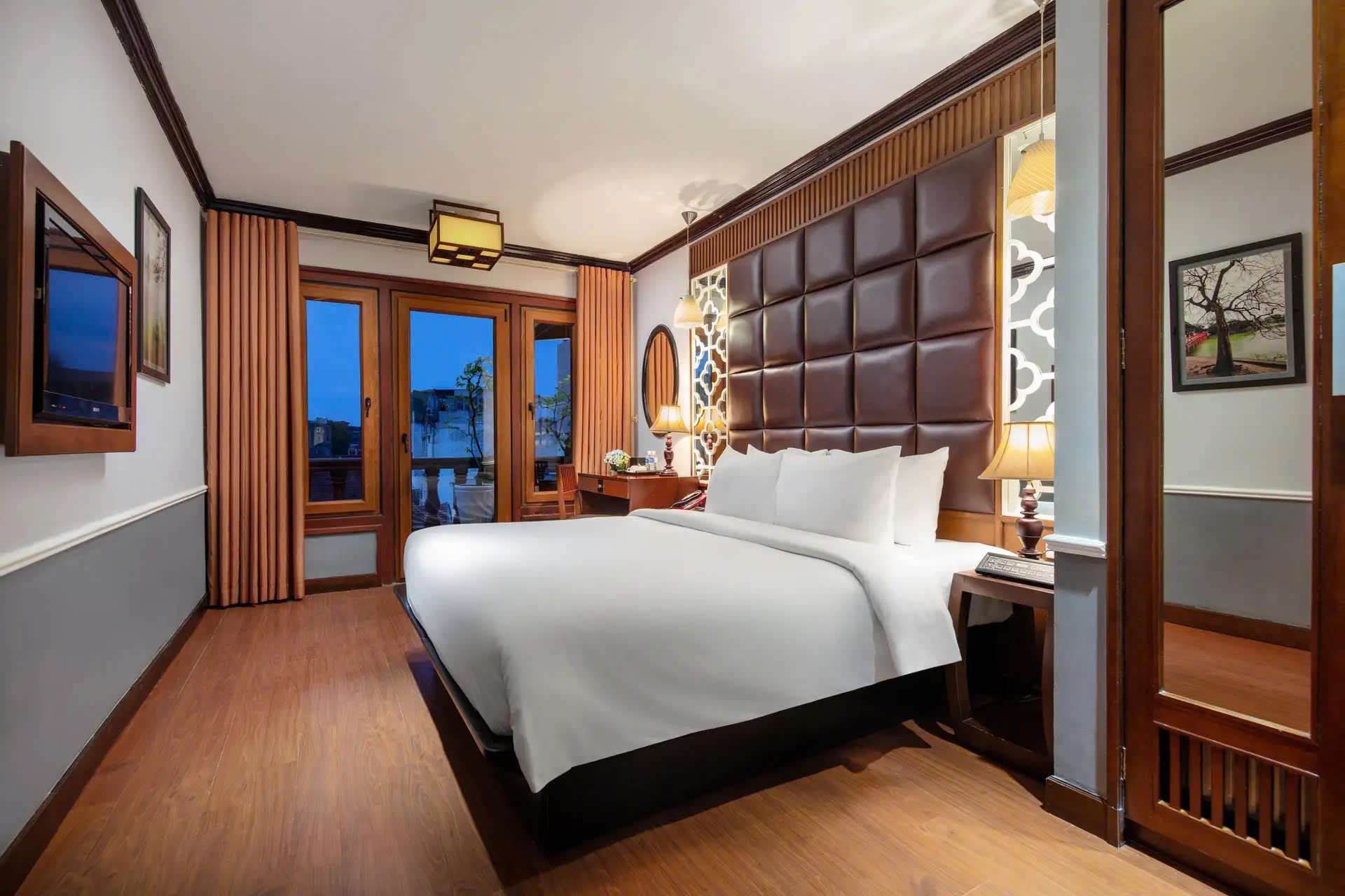 Classy Holiday Hotel & Spa - Khách sạn quận Hoàn Kiếm