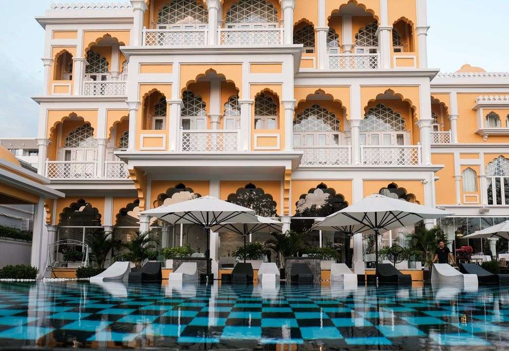Chloe Gallery Hotel - Khách sạn quận 7