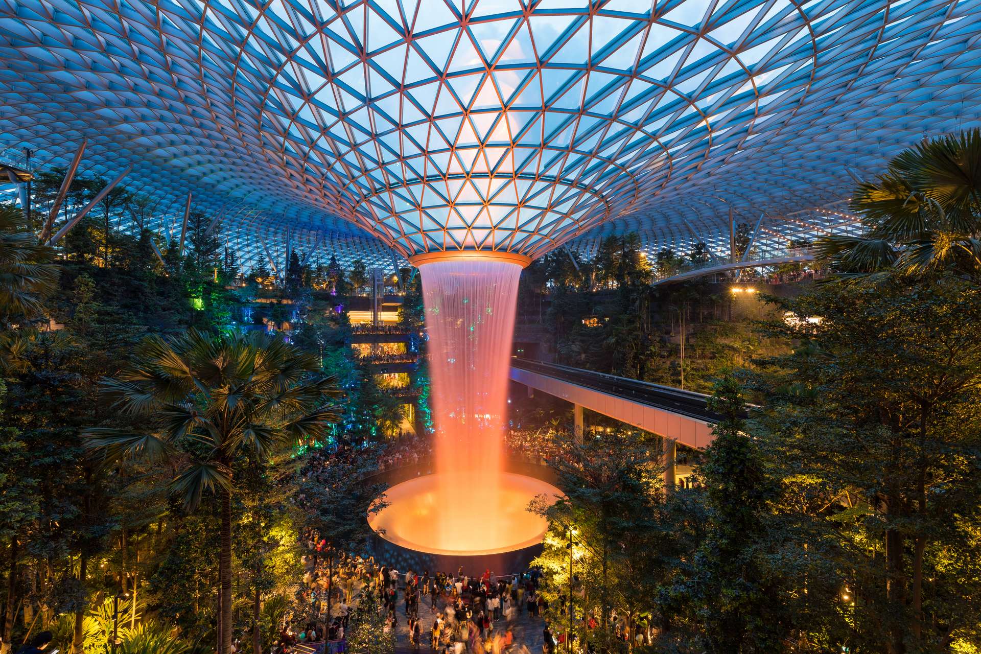 hsbc rain vortex singapore
