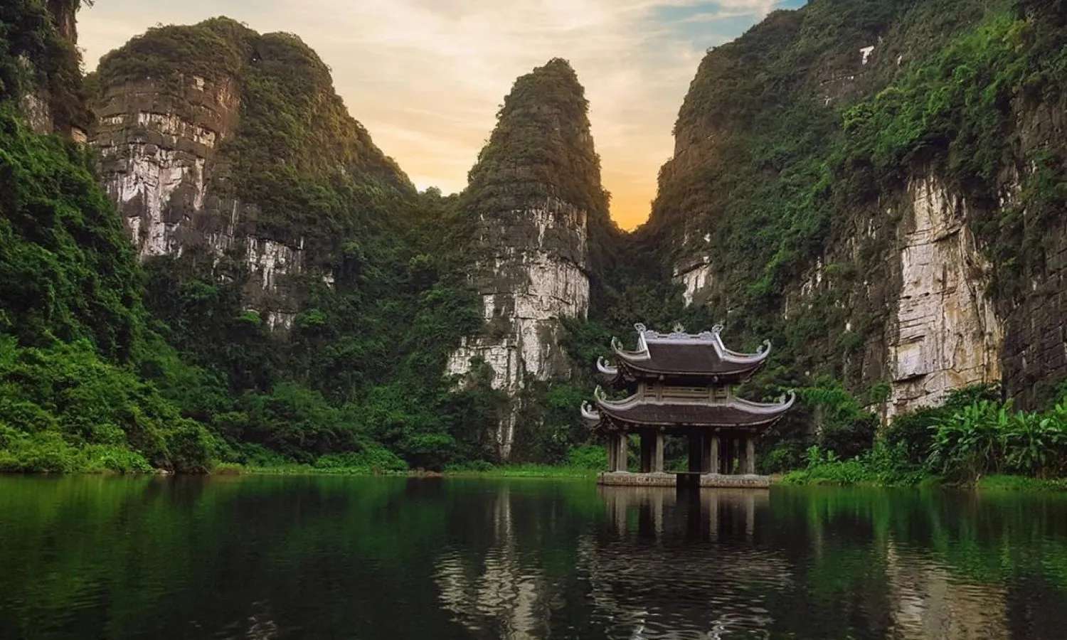 Tour du lịch Ninh Bình 2 ngày 1 đêm
