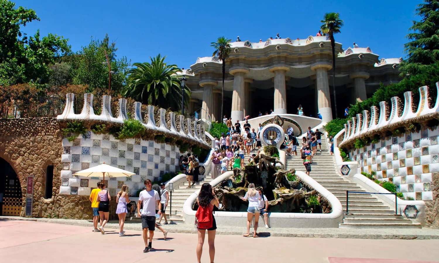 Đặt vé công viên Park Guell để khám phá