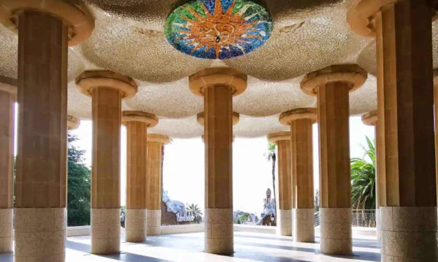 Kiến trúc độc đáo tại Park Guell