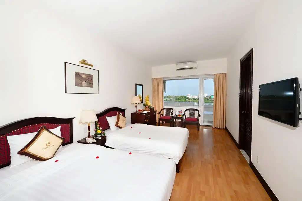 Khách sạn Century Riverside Hotel Huế - Khách sạn Huế gần phố đi bộ