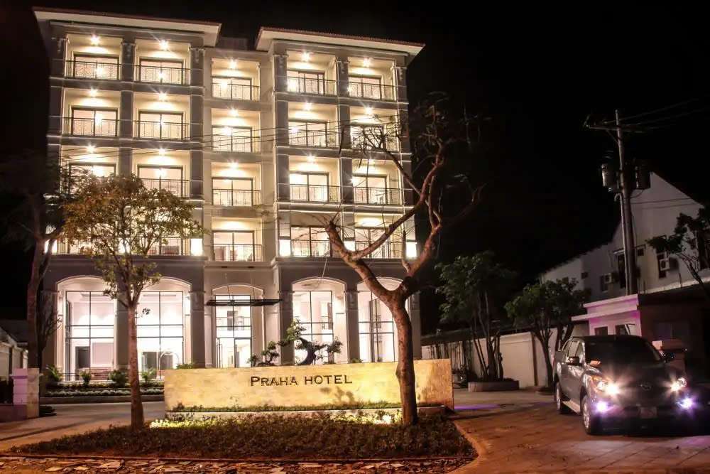 Praha Hotel - Khách sạn Phú Quốc gần biển