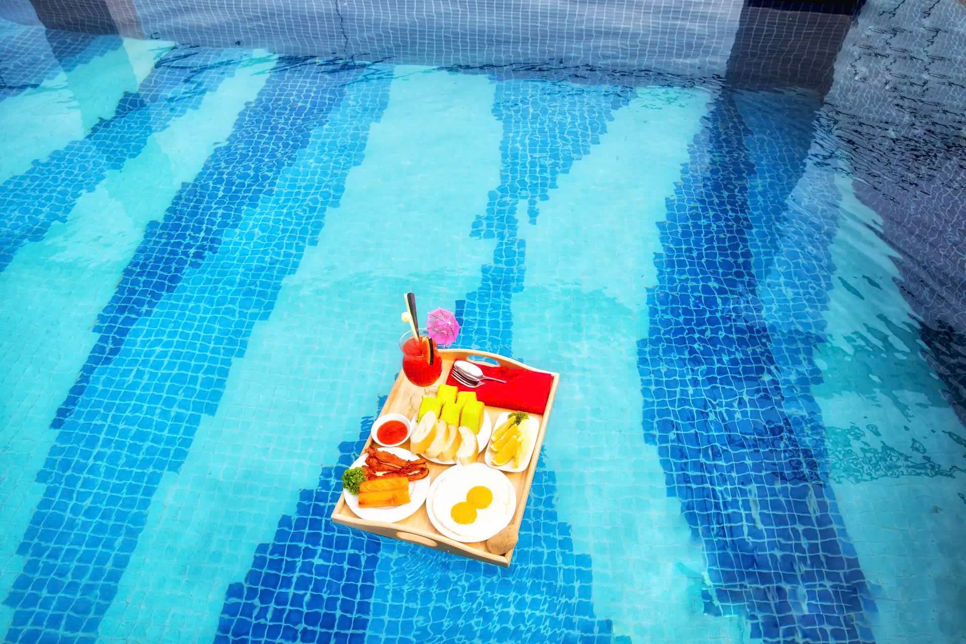 Imperial Hotel Nha Trang – Nghỉ dưỡng cao cấp với hồ bơi vô cực - Khách sạn Nha Trang gần biển