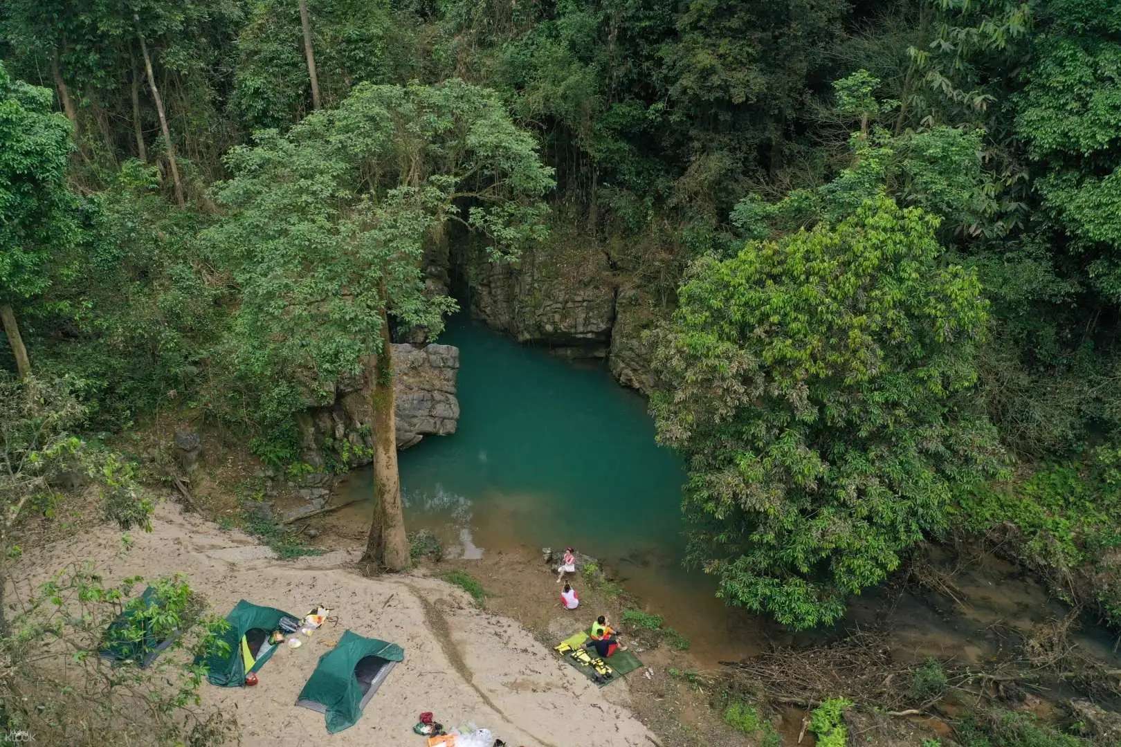 [Tour 1 Ngày] Khám Phá Hang Voi & Thung Lũng Ma Đa - Khách sạn Quảng Bình