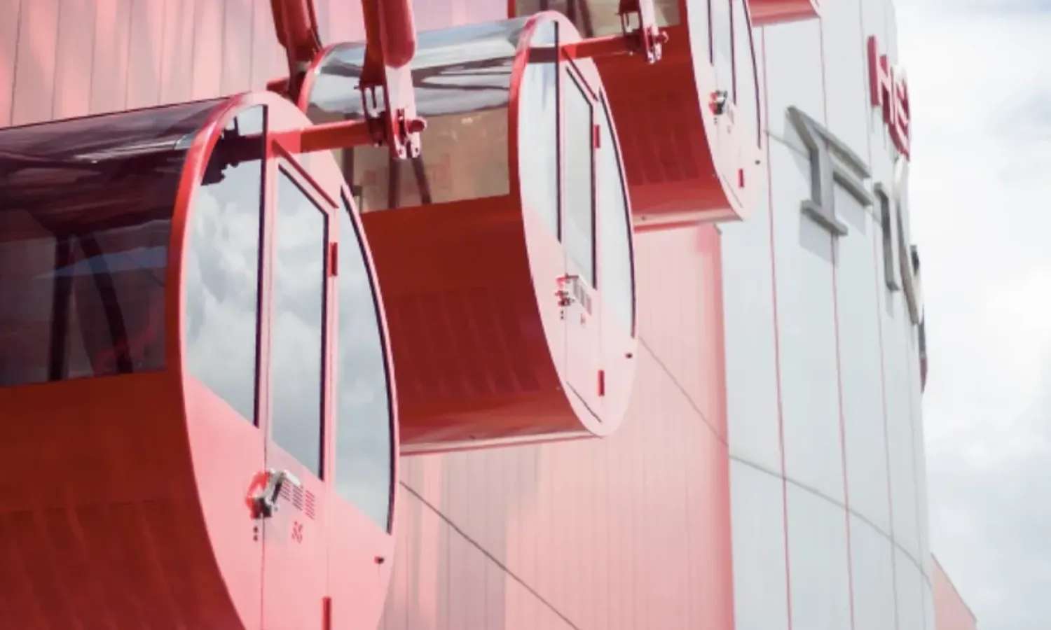 Vòng quay HEP FIVE Ferris Wheel