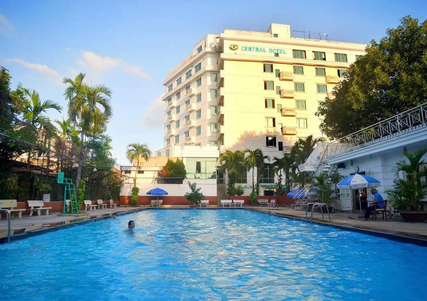 Central Hotel Quang Ngai - Khách sạn Quảng Ngãi