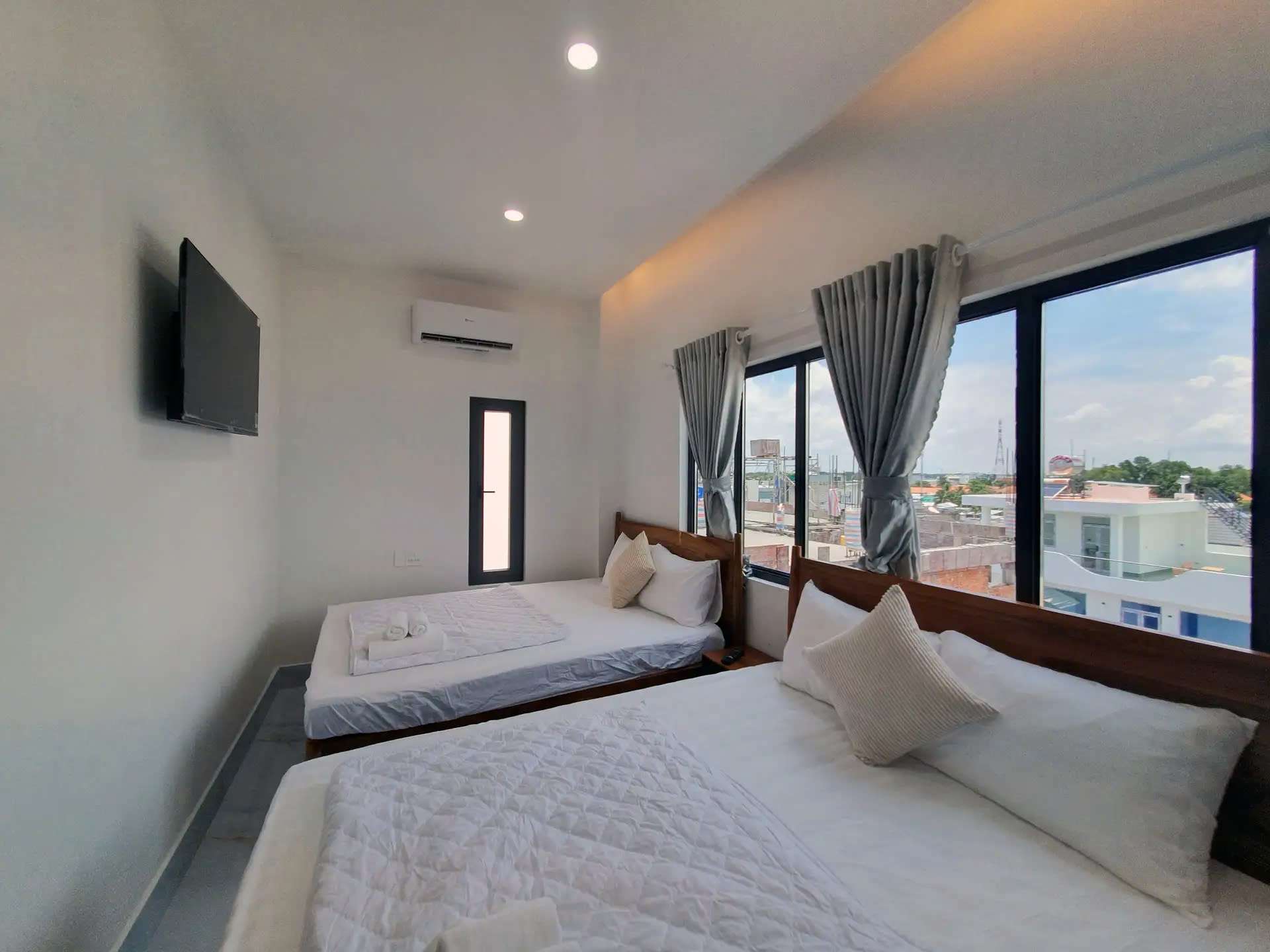 Hero Hostel & Billiards – Khách sạn bình dân, không gian ấm cúng - Khách sạn Châu Đốc